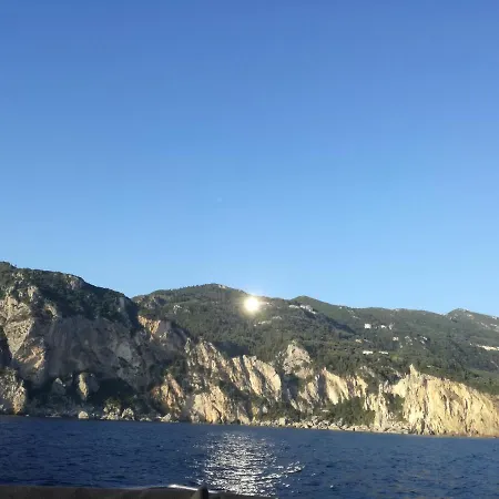 Apartamento Deluxe A Lákones