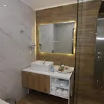 Deluxe A *